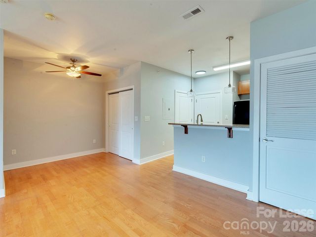 630 Calvert Street 407, Charlotte, NC 28208