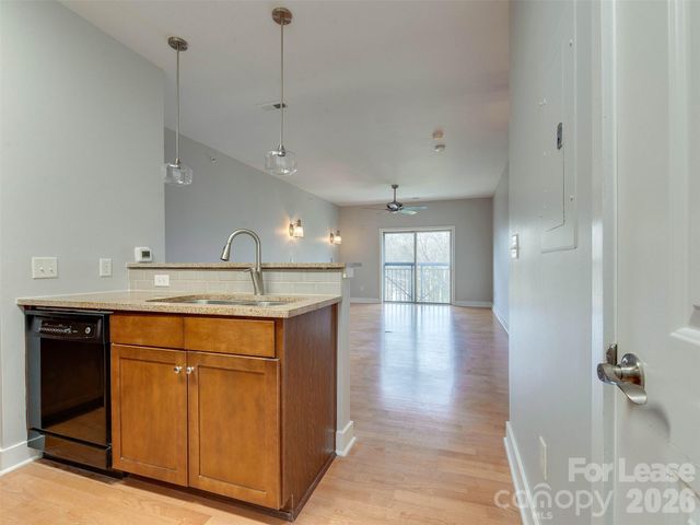 630 Calvert Street 407, Charlotte, NC 28208