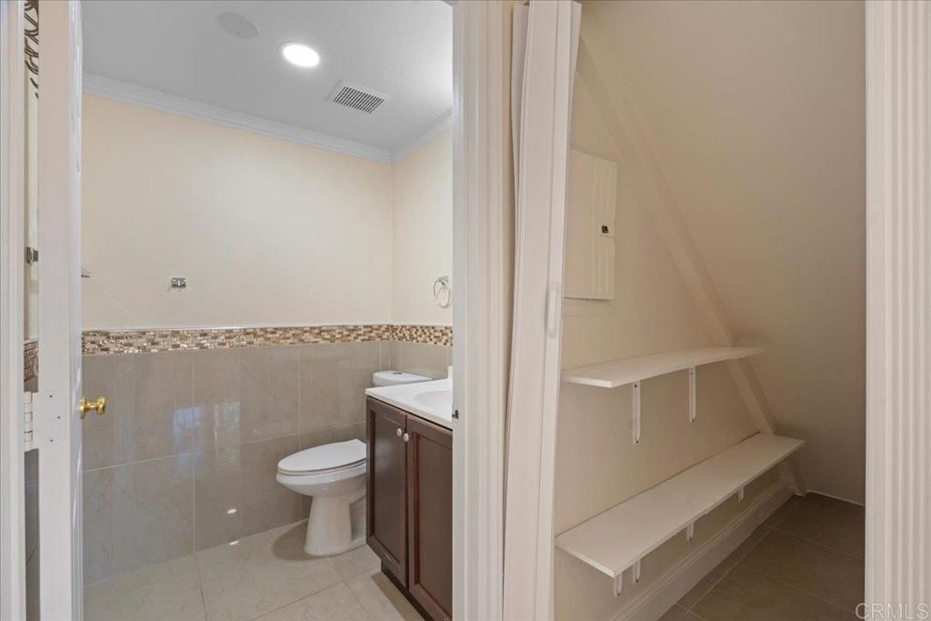 1321 Greenfield Dr 30, El Cajon, CA 92021 — photo 4