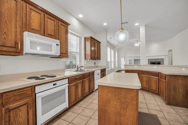 1610 Mapleleaf Fall Drive, Allen, TX 75002