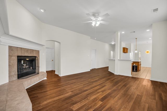 1610 Mapleleaf Fall Drive, Allen, TX 75002