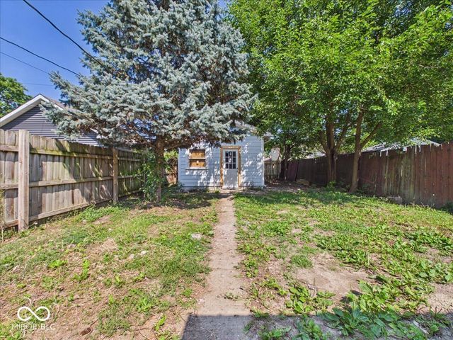 1137 S Randolph Street, Indianapolis, IN 46203