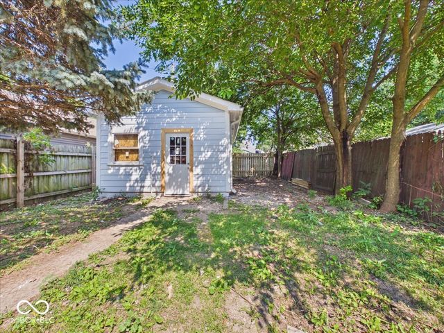 1137 S Randolph Street, Indianapolis, IN 46203