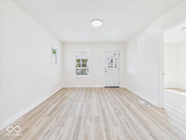 1137 S Randolph Street, Indianapolis, IN 46203