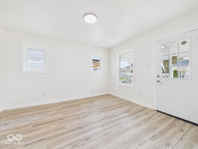 1137 S Randolph Street, Indianapolis, IN 46203