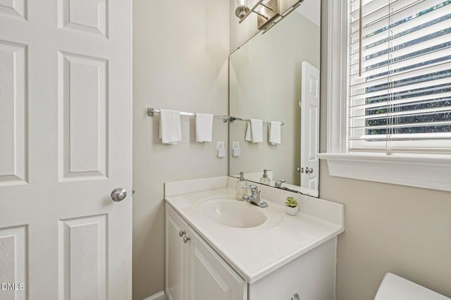 8512 Hampton Chase Court, Wake Forest, NC 27587