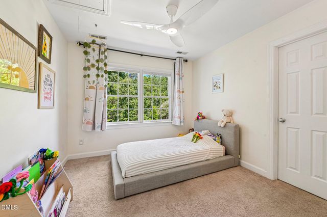 8512 Hampton Chase Court, Wake Forest, NC 27587