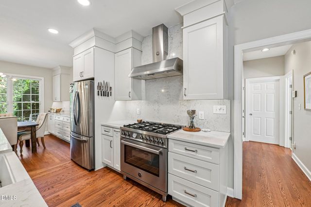 8512 Hampton Chase Court, Wake Forest, NC 27587