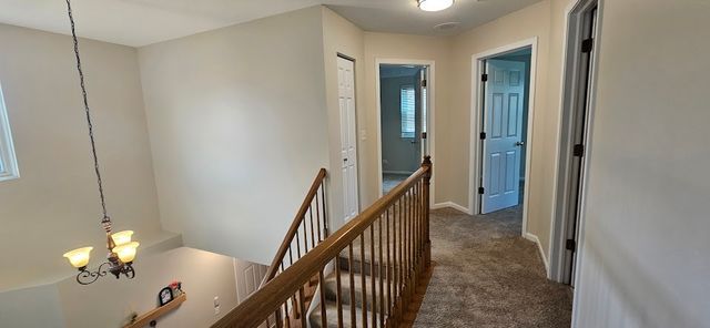 450 Rosewood Crossing, Lindenhurst, IL 60046