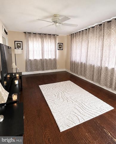 2545 CRAFTON DR, Bensalem, PA 19020