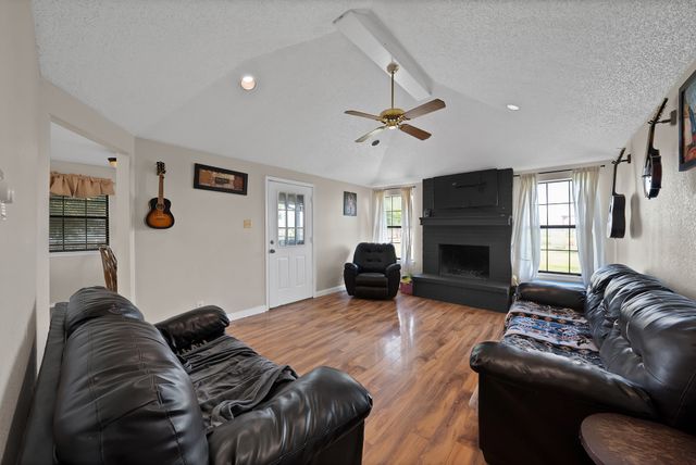 6132 Fm 2415, Alvarado, TX 76009