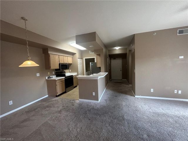 4635 Saint Croix LN 1224, Naples, FL 34109