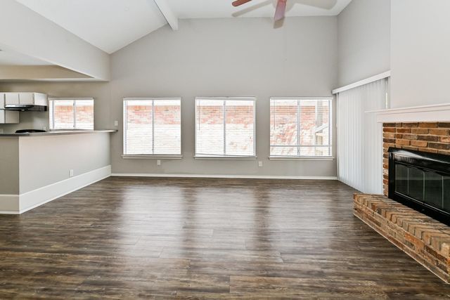 11811 Meadowchase Drive, Houston, TX 77065