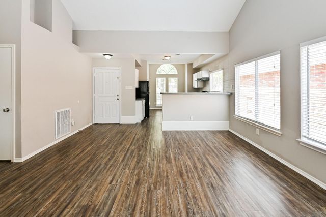 11811 Meadowchase Drive, Houston, TX 77065