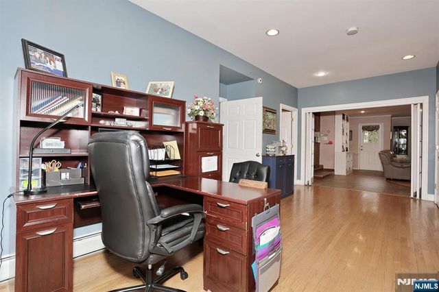 295 Rock Road, Glen Rock, NJ 07452