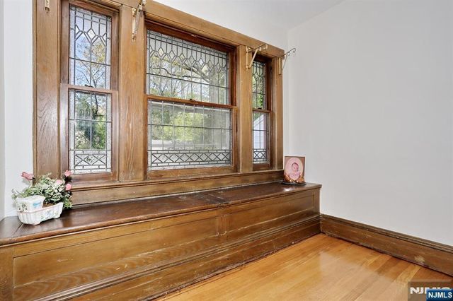 295 Rock Road, Glen Rock, NJ 07452