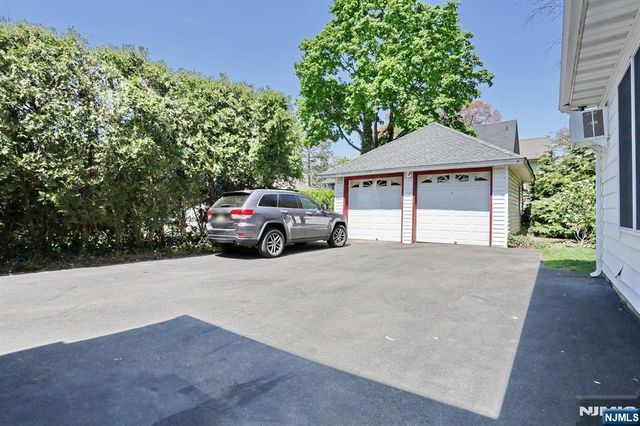 295 Rock Road, Glen Rock, NJ 07452