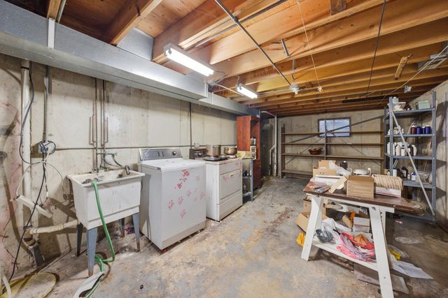 5S671 Heather Court, Naperville, IL 60540