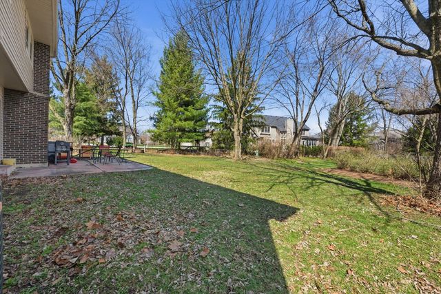 5S671 Heather Court, Naperville, IL 60540