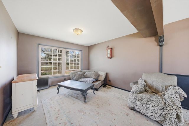 5S671 Heather Court, Naperville, IL 60540