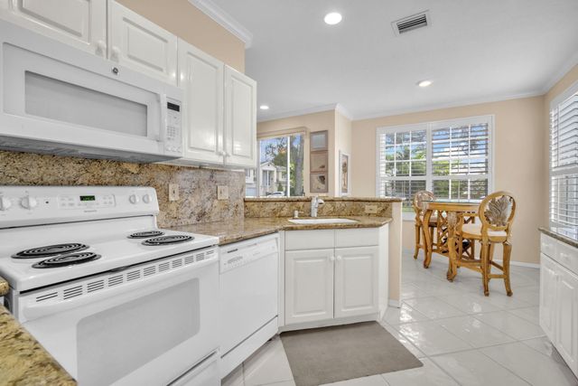 12441 NW 10th Ct A-15, Coral Springs, FL 33071
