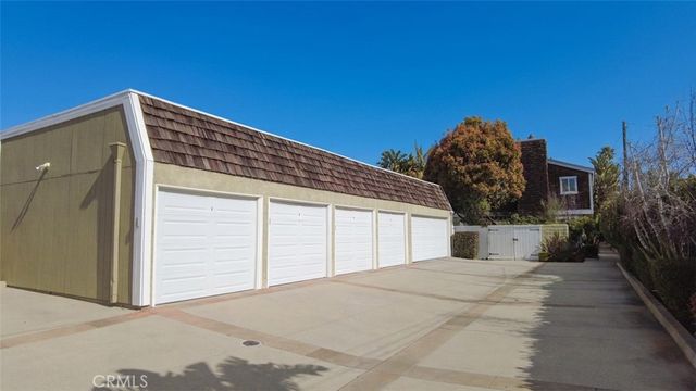 322 Ogle Street Unit C, Costa Mesa, CA 92627