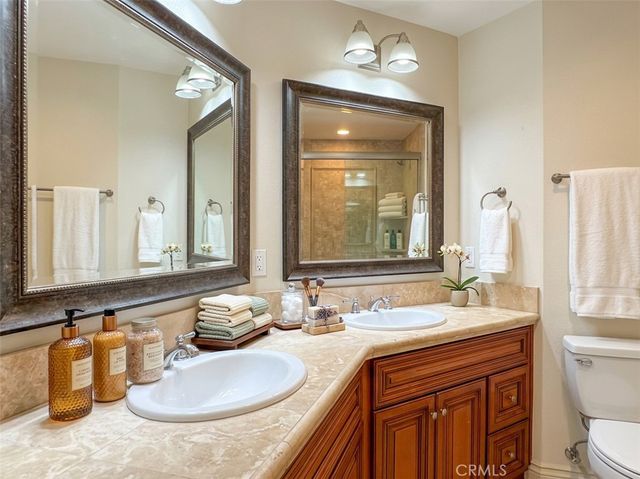 322 Ogle Street Unit C, Costa Mesa, CA 92627