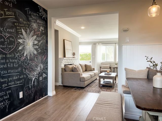 322 Ogle Street Unit C, Costa Mesa, CA 92627