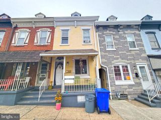 1036 OLEY STREET, Reading, PA 19604