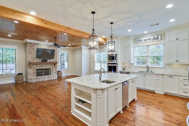 213 Ironwood Plantation Boulevard, Madison, MS 39110