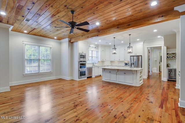 213 Ironwood Plantation Boulevard, Madison, MS 39110