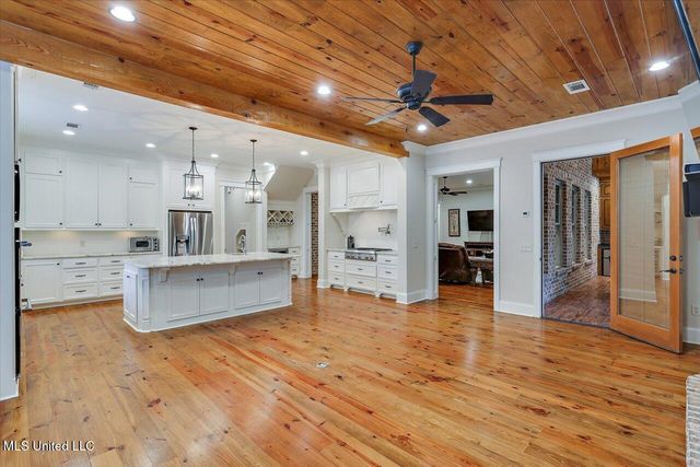 213 Ironwood Plantation Boulevard, Madison, MS 39110