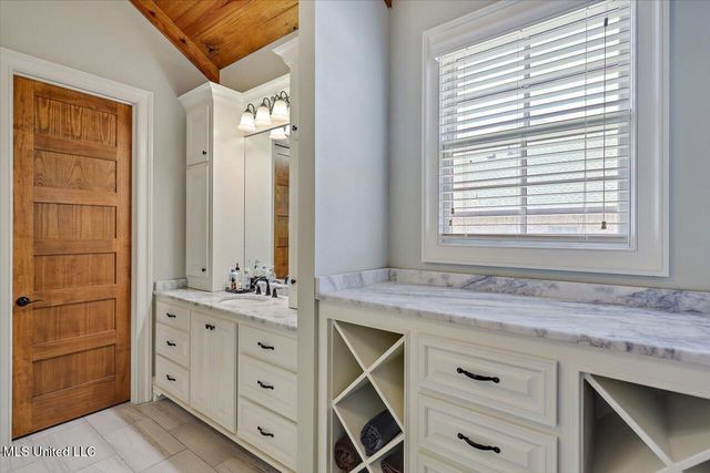 213 Ironwood Plantation Boulevard, Madison, MS 39110