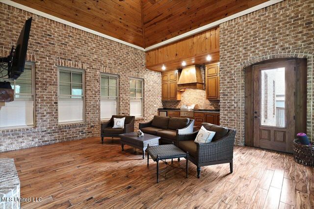 213 Ironwood Plantation Boulevard, Madison, MS 39110