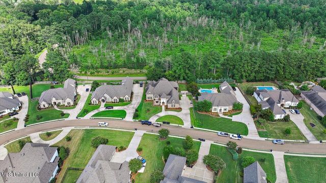 213 Ironwood Plantation Boulevard, Madison, MS 39110