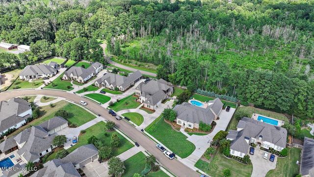 213 Ironwood Plantation Boulevard, Madison, MS 39110