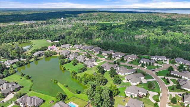 213 Ironwood Plantation Boulevard, Madison, MS 39110