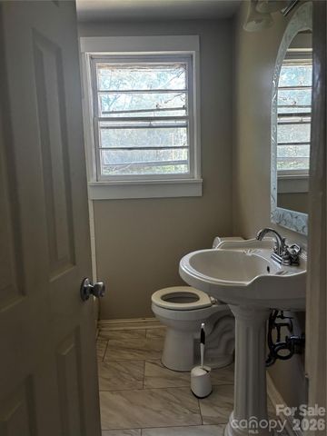 907 Maple Avenue, Salisbury, NC 28144