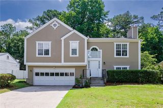 11155 Abbotts Station Drive, Duluth, GA 30097