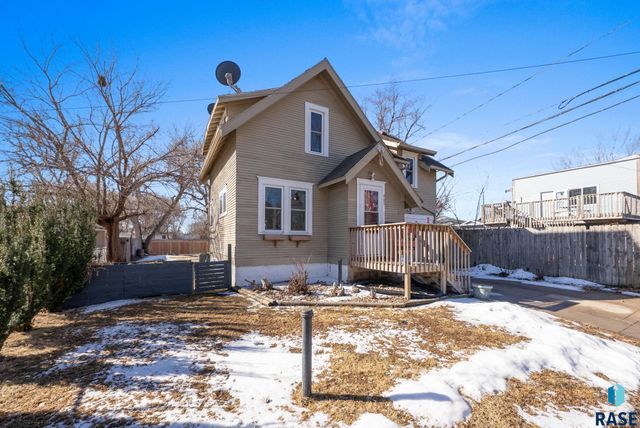 607 28Th St Street, Sioux Falls, SD 57105