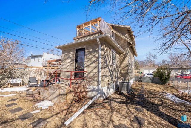 607 28Th St Street, Sioux Falls, SD 57105