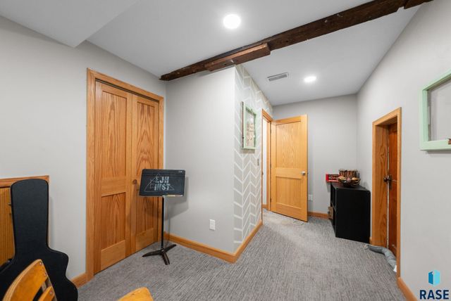607 28Th St Street, Sioux Falls, SD 57105
