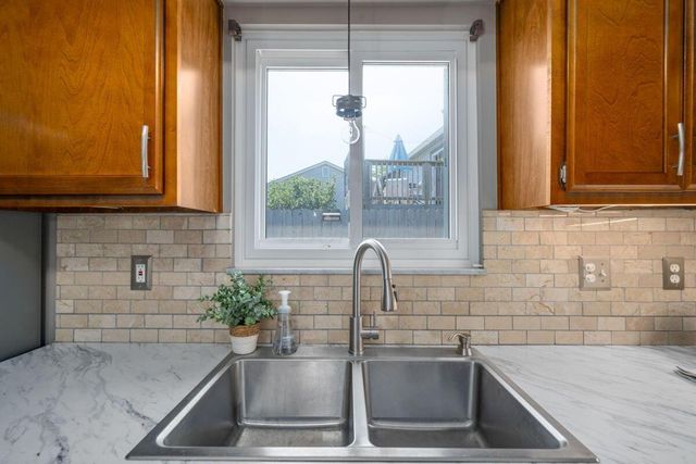 4858 Wallington Drive, Hilliard, OH 43026