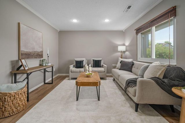 4858 Wallington Drive, Hilliard, OH 43026