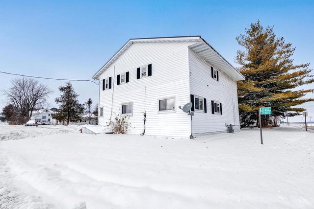 17802 CTH R, Denmark, WI 54208
