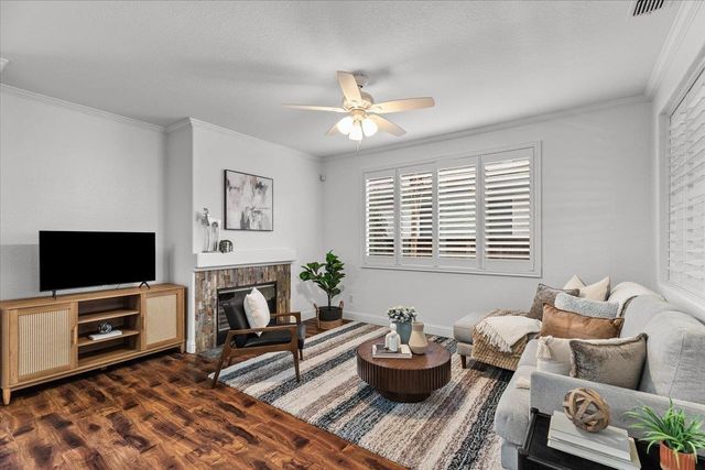 5535 Thornhill Ct, Stockton, CA 95219