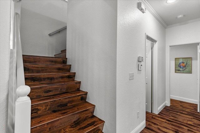 5535 Thornhill Ct, Stockton, CA 95219