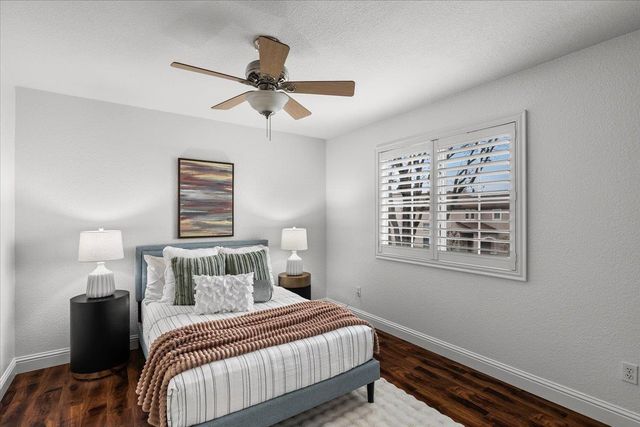 5535 Thornhill Ct, Stockton, CA 95219