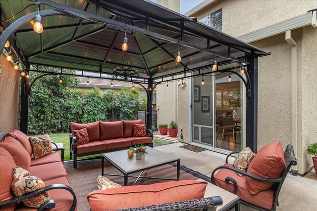 5535 Thornhill Ct, Stockton, CA 95219