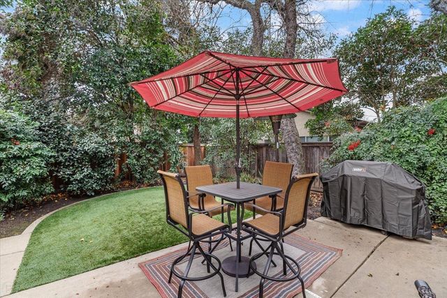 5535 Thornhill Ct, Stockton, CA 95219